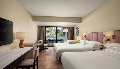 Family Room, Multiple Beds
