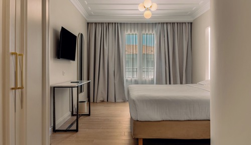 Deluxe Junior Suite