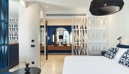 Hideaway Sea View Villa with Private Pool and Outdoor Jetted Tub