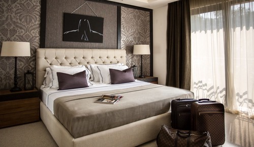 Studio Suite, Sea View