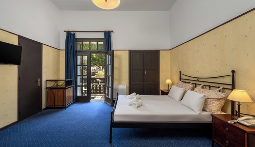 Classic Double Room