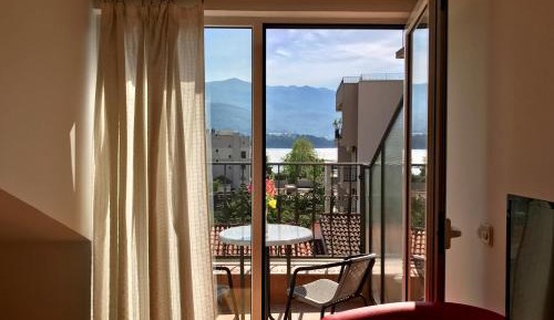 Double Room with Balcony and Sea View