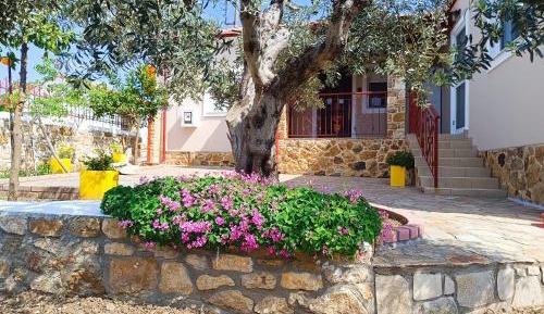 Two-Bedroom Apartment with Garden View