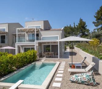 Loft Villa with Private Pool