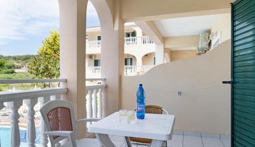 Studio with Terrace