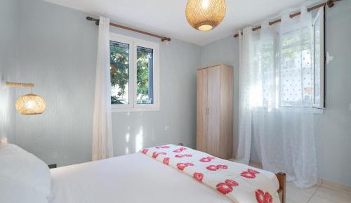 Two-Bedroom Deluxe Apartment with Garden View