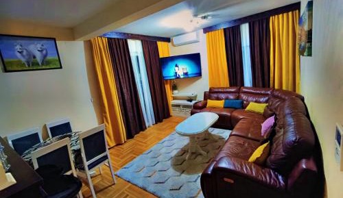 Three-Bedroom Apartment Suite