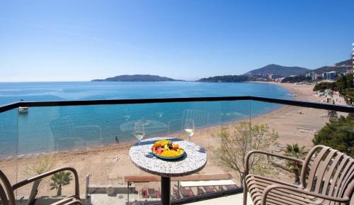 Double Room with Sea View and Terrace	
