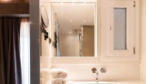 Queen Suite