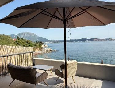 Deluxe Suite with Sea View