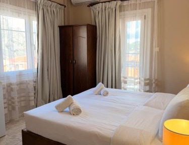 Triple Room with Balcony