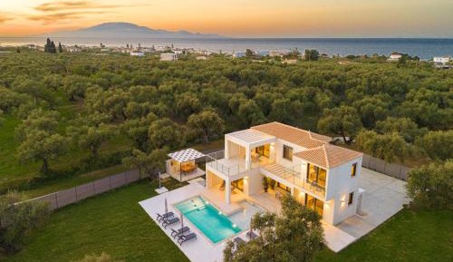 Villa with Private Pool