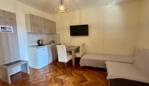 One-Bedroom Family Apartment