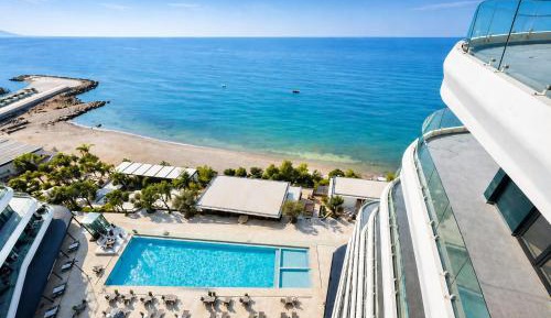 One-Bedroom Apartment with Balcony and Sea View