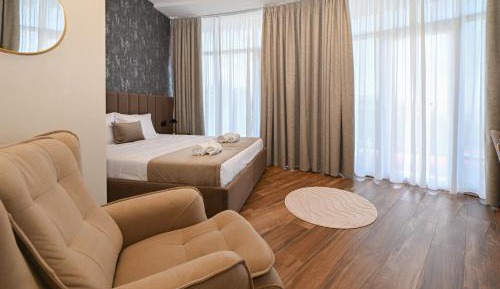 Deluxe Double Room with Balcony