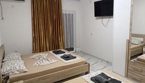 Studio with Balcony