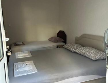 Basic Triple Room