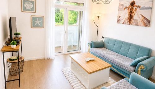Studio with Balcony