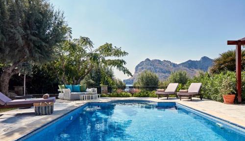 Villa with Private Pool Side Sea View