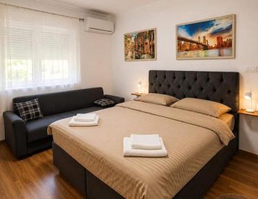 Double or Twin Room with Garden View
