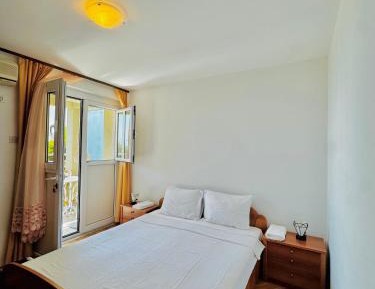Family Room with Sea View