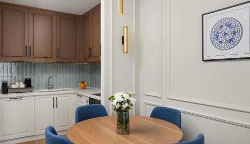 Deluxe Apartment with One Double Bed and Sofa