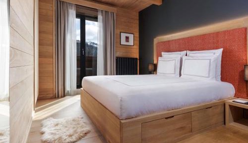 Signature Suite