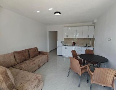 One-Bedroom Apartment with Balcony