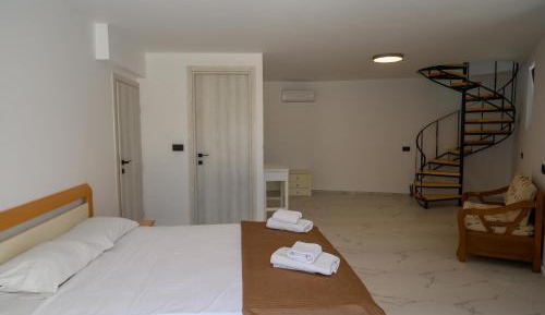 Two-Bedroom Suite