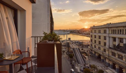 Deluxe Double Room with Balcony & Side Sea View