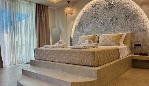 Deluxe Double Room with Balcony and Sea View