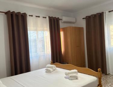 Basic Triple Room