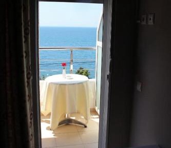 Quadruple Room with Sea View
