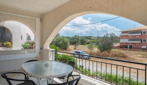 Two-Bedroom Deluxe Apartment with Ocean View