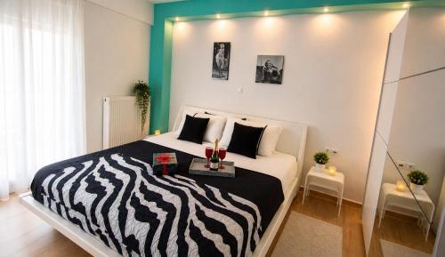 Three-Bedroom Apartment with Balcony