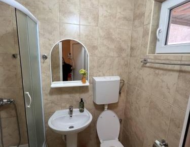 Twin Room with Shower