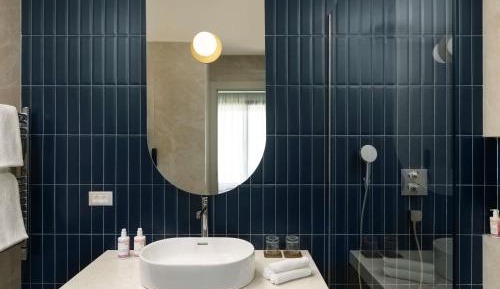 Two-Bedroom Deluxe Apartment