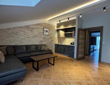 One-Bedroom Apartment with Pool View