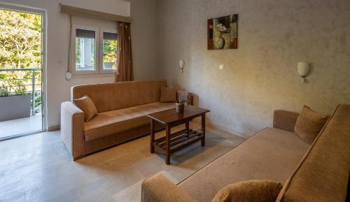 Family Room with Side Sea View