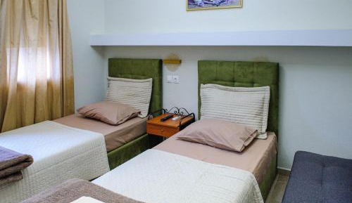 Triple Room with Shower