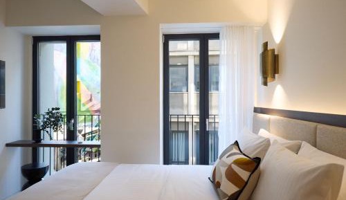 Cozy Room Urban View