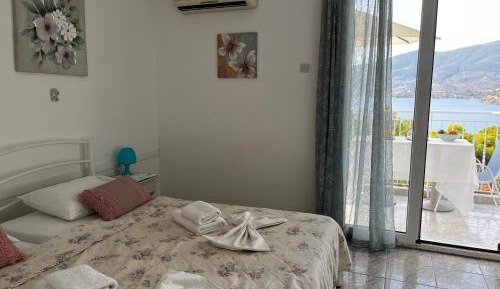 One-Bedroom Apartment - Non-Smoking