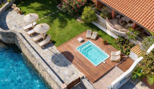 Villa with Private Pool