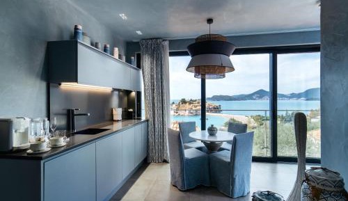 Villa with Sea View
