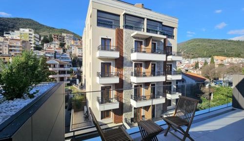 Two-Bedroom Apartment with Terrace