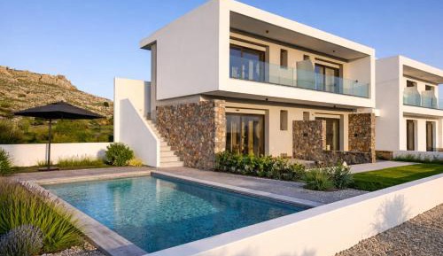 One-Bedroom Apartment with Pool View