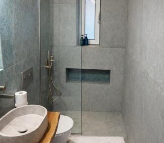 One-Bedroom Premier Apartment