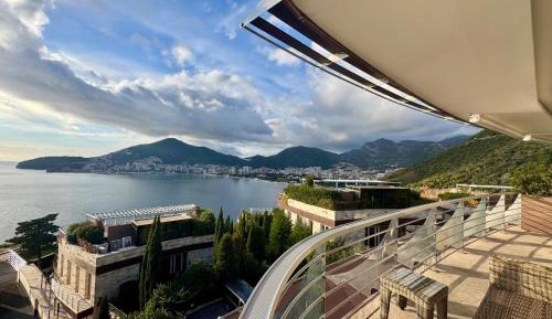 Suite with Sea View