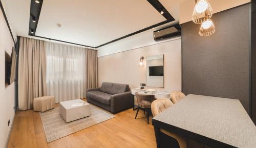 Standard Suite