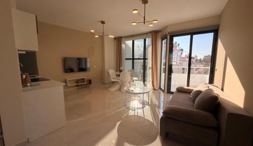 One-Bedroom Apartment with Balcony